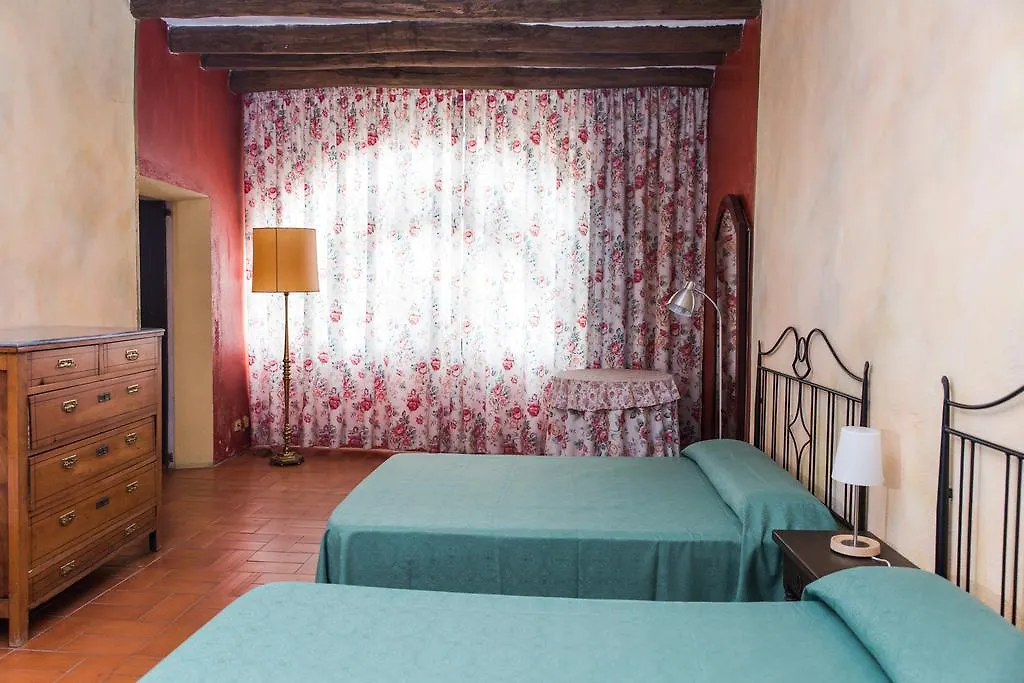 Apartaments Can Gibert カステリョ・デンプリエス 0*,  スペイン