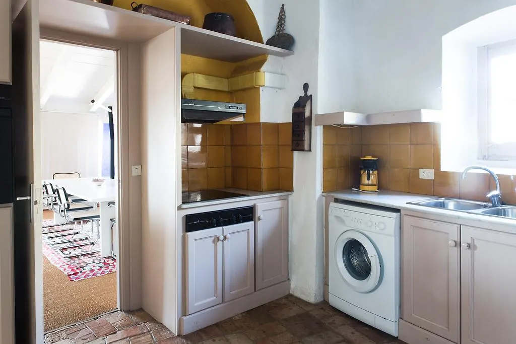 Apartaments Can Gibert カステリョ・デンプリエス アパート
